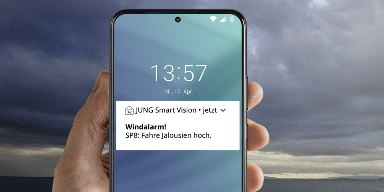 JUNG Smart Panel 8 bei TWE Elektrotechnik in Ellwangen