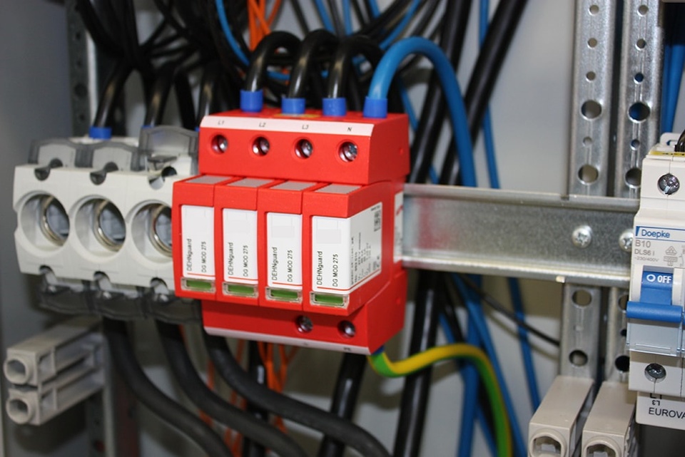 U berspannungsschutz bei TWE Elektrotechnik in Ellwangen